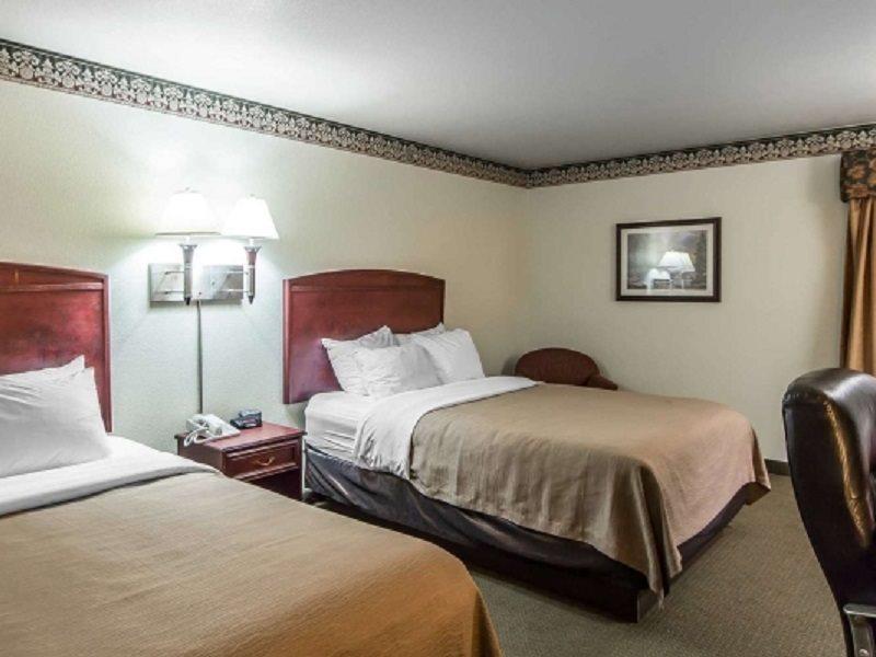 Best Western Nsu Inn Tahlequah Exterior photo