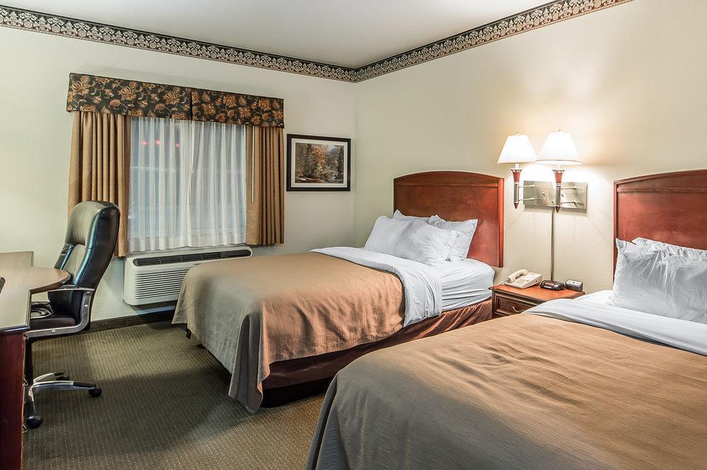 Best Western Nsu Inn Tahlequah Exterior photo